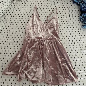 ✨2/$10 Velvet forever 21 romper!